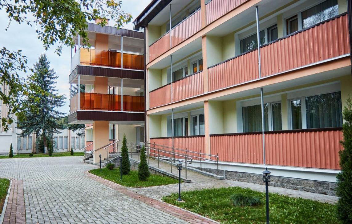 غروندو Turisticheko-Ozdorovitelnyi Complex Pyshki المظهر الخارجي الصورة